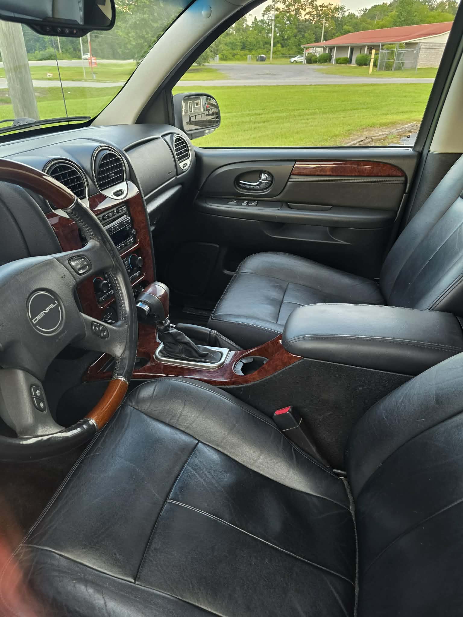 
								2008 GMC Envoy Denali full									